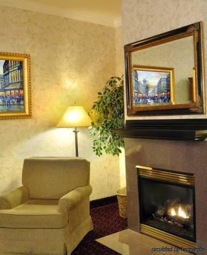 Grass Valley Courtyard Suites Pokoj fotografie
