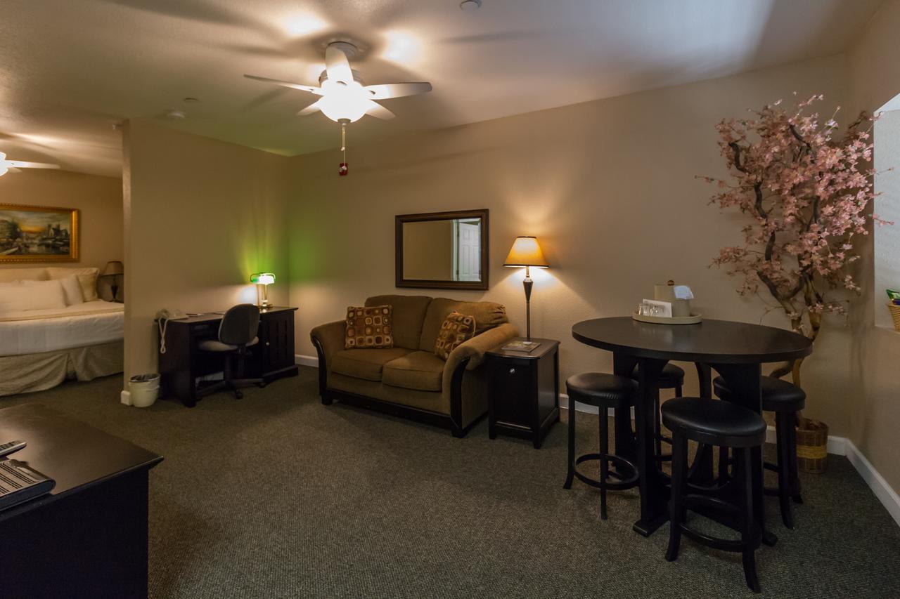 Grass Valley Courtyard Suites Exteriér fotografie